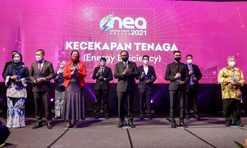 Menteri Tenaga dan Sumber Asli, Datuk Seri Takiyuddin Hassan menghadiri Majlis Apresiasi Anugerah Tenaga Kebangsaan (NEA) dan Anugerah Tenaga ASEAN (AEA) di Kuala Lumpur, malam ini.--BERNAMA